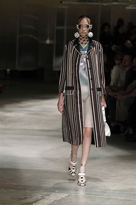 Prada Spring 2016 Runway: The Outfits and Accessories You